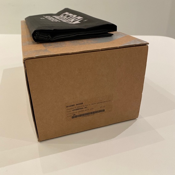 Golden Goose Hi Mid Star Sneaker White sz 38 NIB - Picture 11 of 11